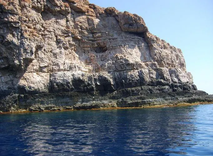 לינה וארוחת בוקר Blue Bab למפדוזה